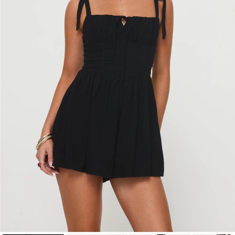 princess Polly Lehanna Romper Black NWT size 2